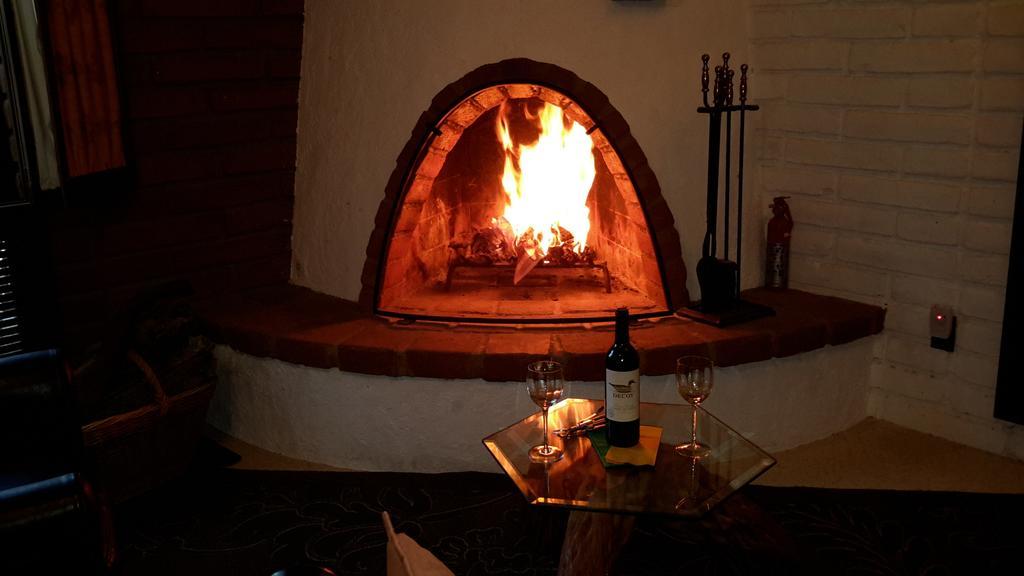 Desert Trails Bed & Breakfast Tanque Verde Номер фото